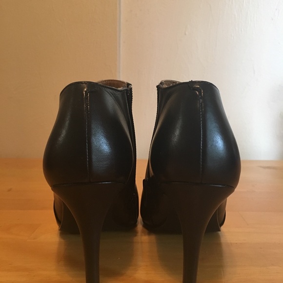 Black booties - Picture 2 of 4